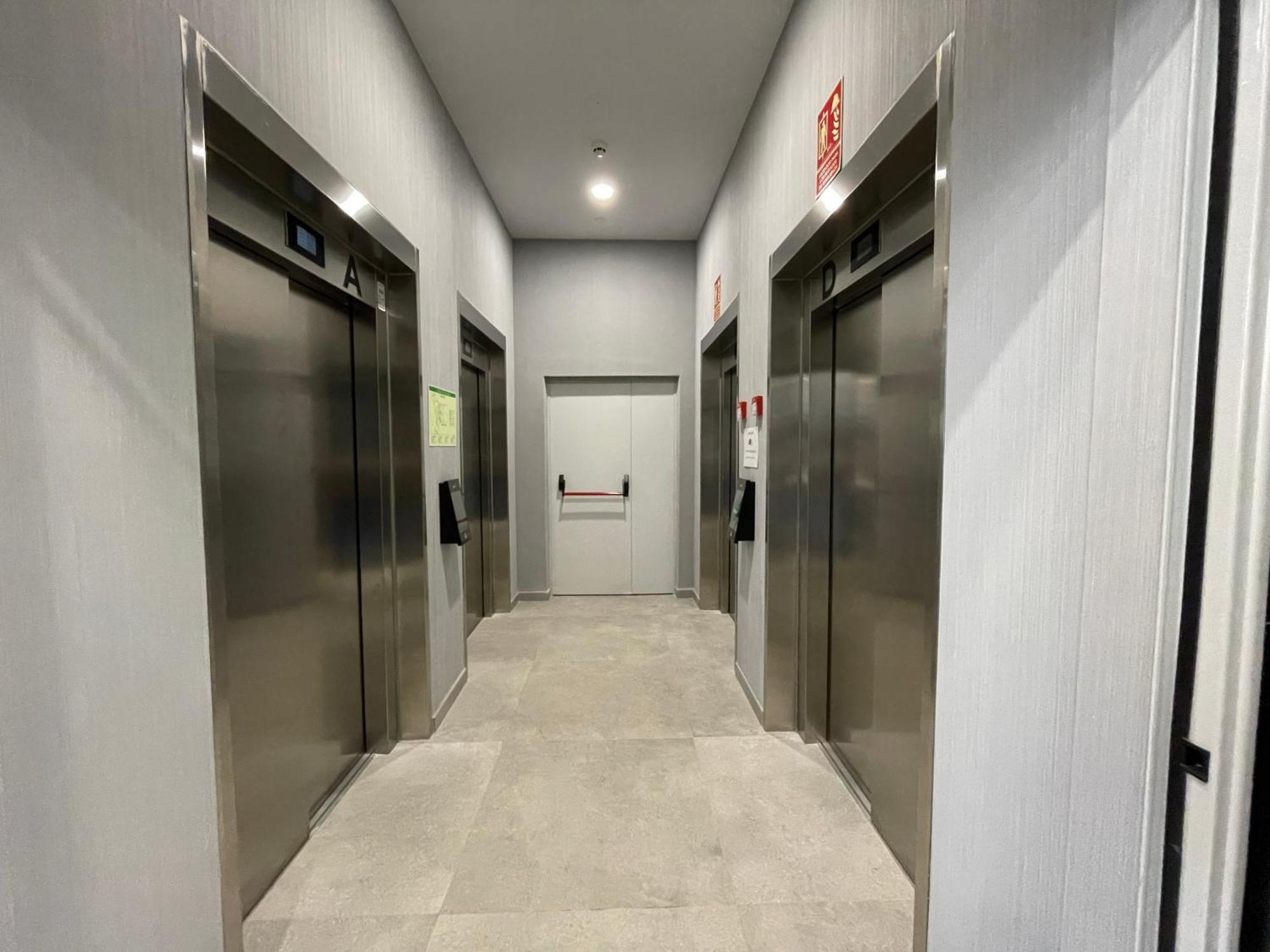 מאלגה Stay U-Nique Apartments Martiricos מראה חיצוני תמונה